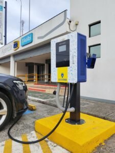 Costa Rica acelera la movilidad eléctrica: ICE desplegará 180 nuevos cargadores en todo el país